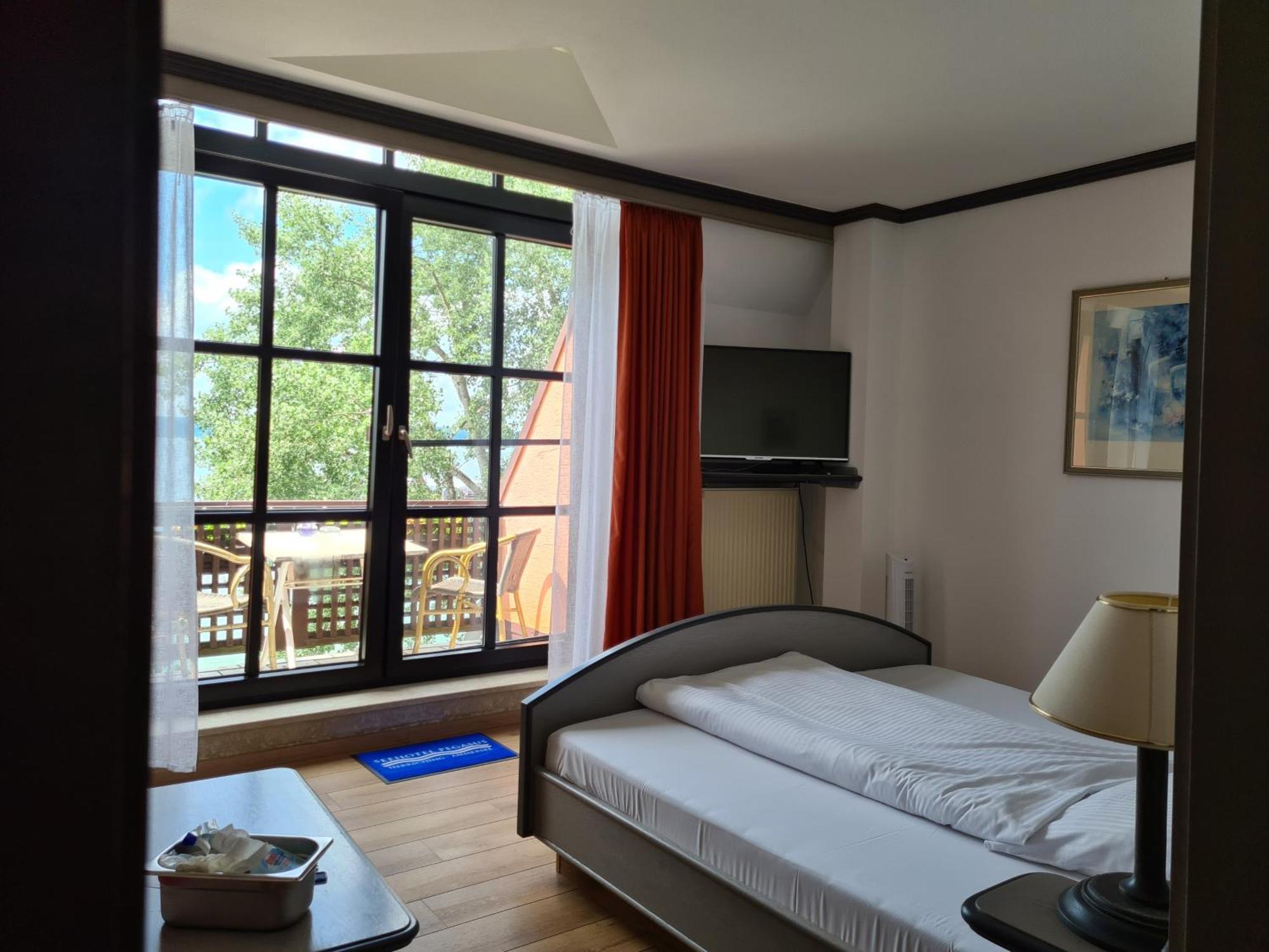 Seehotel Pegasus Herrsching am Ammersee Exterior photo